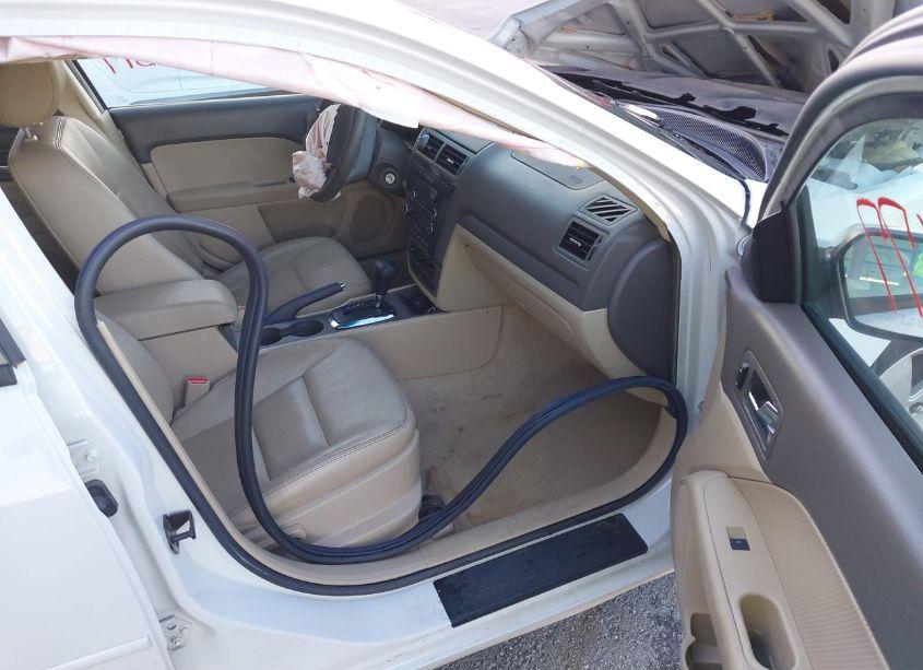 Photo 5 of 2008 Ford Fusion SE (VIN 3FAHP07158R196189)