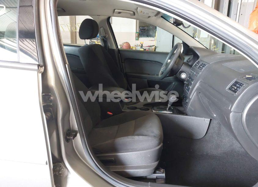 Photo 5 of 2008 Ford Fusion SE (VIN 3FAHP07158R226372)