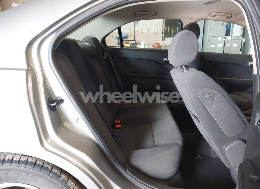 Photo 8 of 2008 Ford Fusion SE (VIN 3FAHP07158R226372)