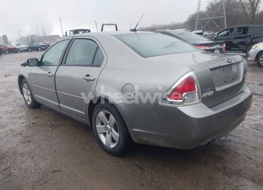 Photo 3 of 2009 Ford Fusion SE (VIN 3FAHP07159R178986)