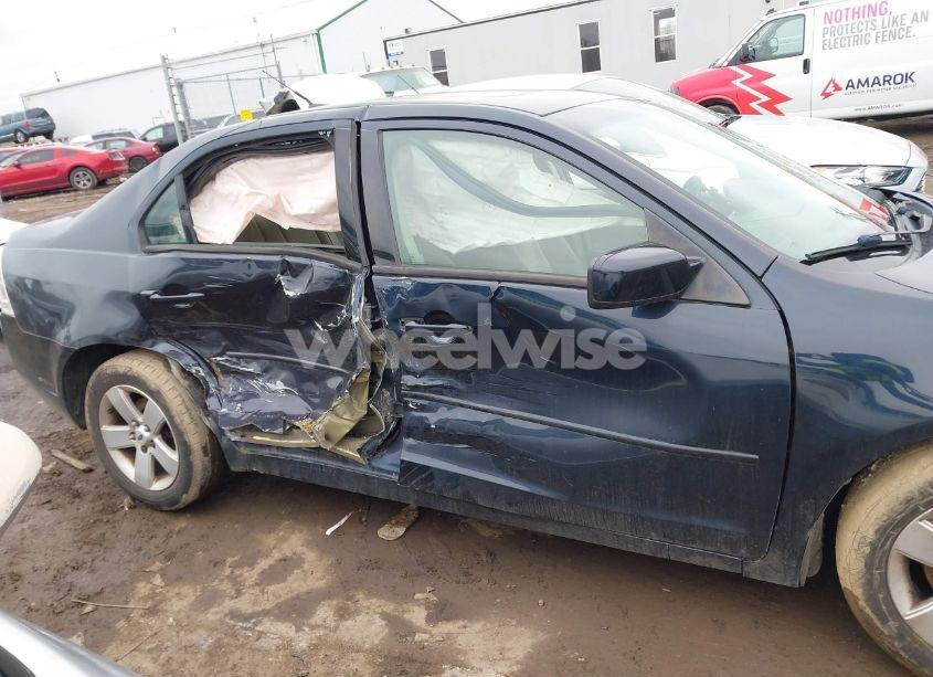 Photo 6 of 2009 Ford Fusion SE (VIN 3FAHP07159R182861)