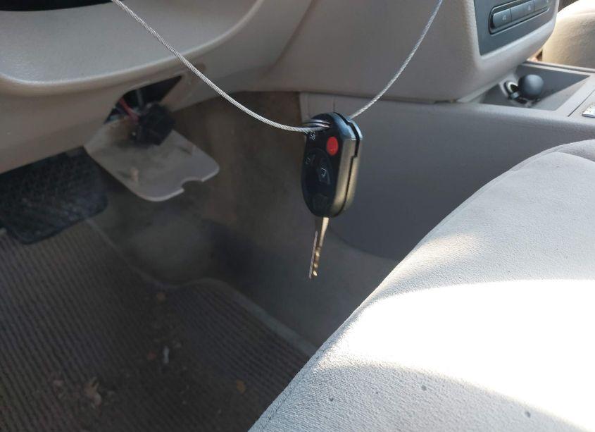 Photo 11 of 2009 Ford Fusion SE (VIN 3FAHP07159R220573)