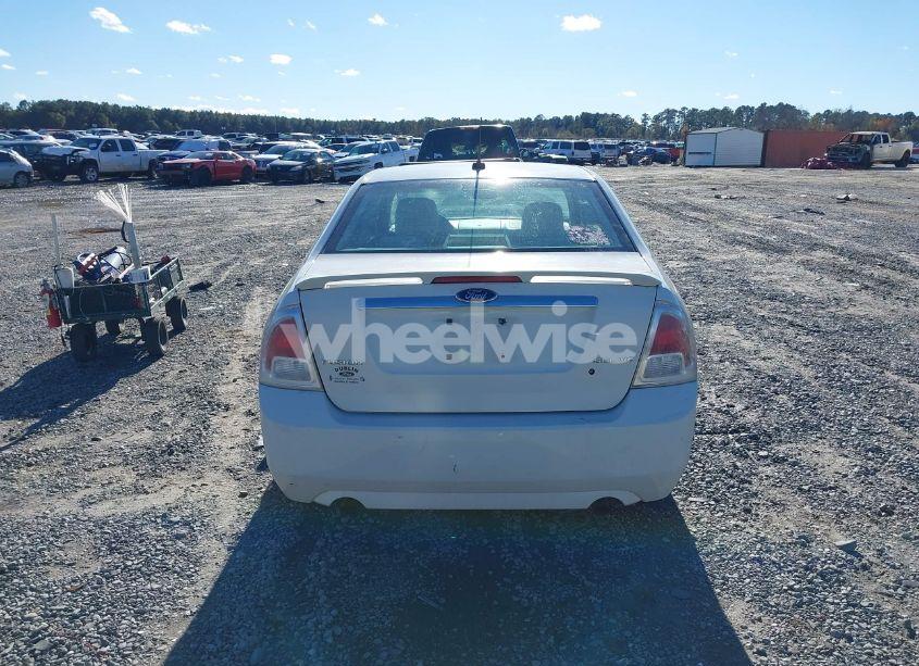 Photo 16 of 2009 Ford Fusion SE (VIN 3FAHP07169R107764)