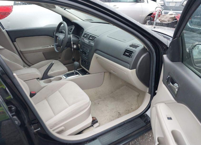 Photo 5 of 2006 Ford Fusion SE (VIN 3FAHP07176R131440)