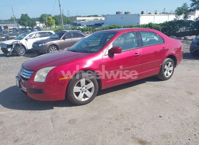 Photo 2 of 2007 Ford Fusion SE (VIN 3FAHP07177R175004)