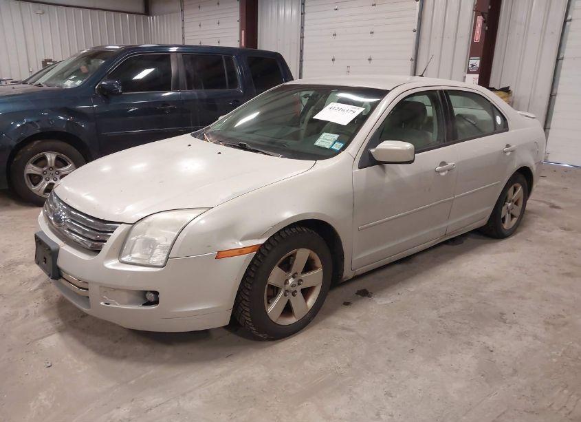 Photo 2 of 2008 Ford Fusion SE (VIN 3FAHP07178R131540)