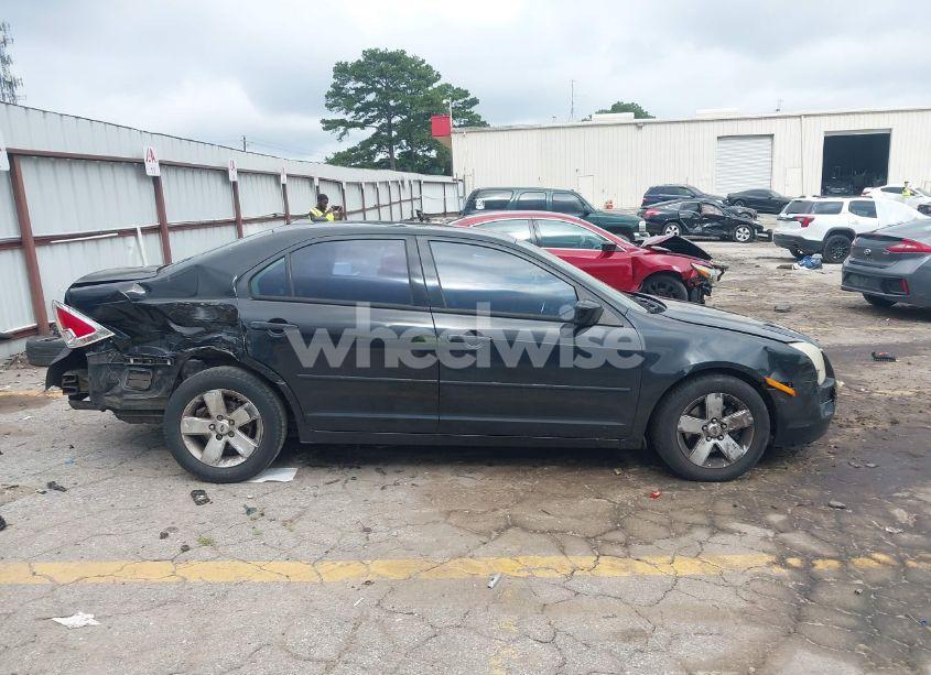 Photo 13 of 2009 Ford Fusion SE (VIN 3FAHP07179R196129)