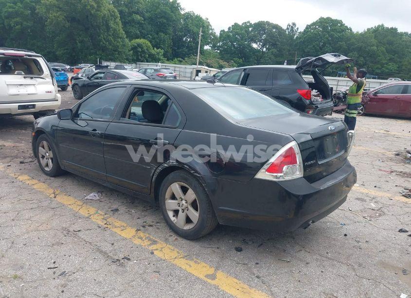 Photo 3 of 2009 Ford Fusion SE (VIN 3FAHP07179R196129)