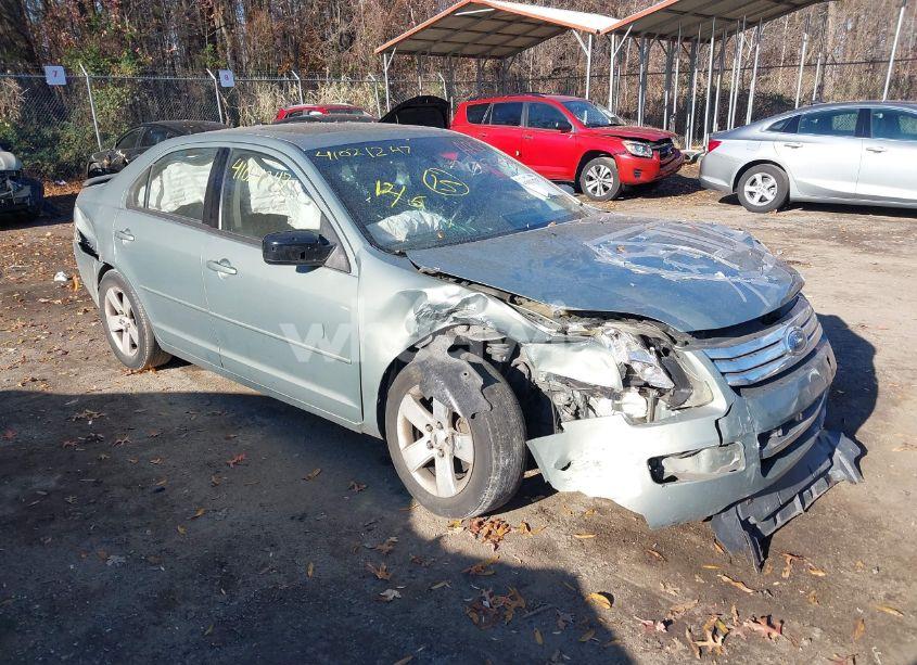 2008 Ford Fusion SE (VIN 3FAHP07188R102483) main photo