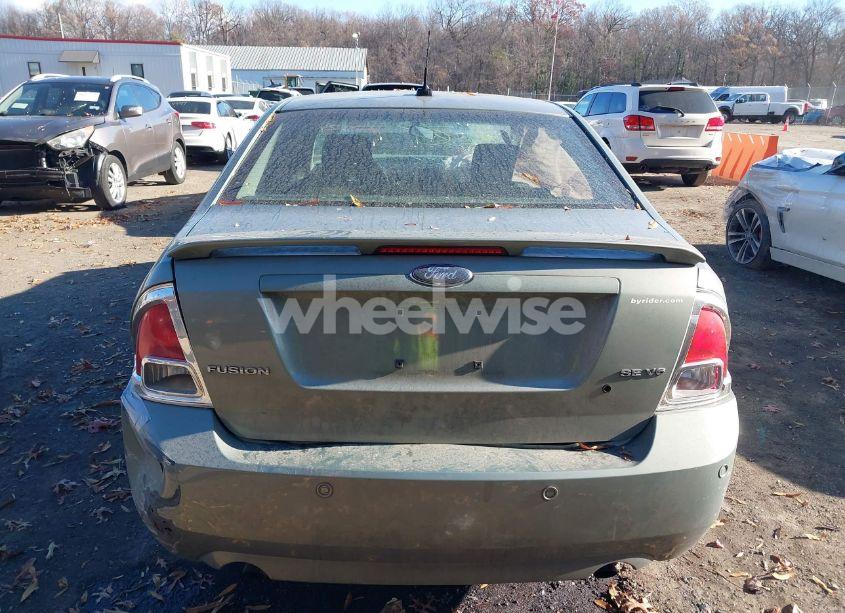 Photo 16 of 2008 Ford Fusion SE (VIN 3FAHP07188R102483)