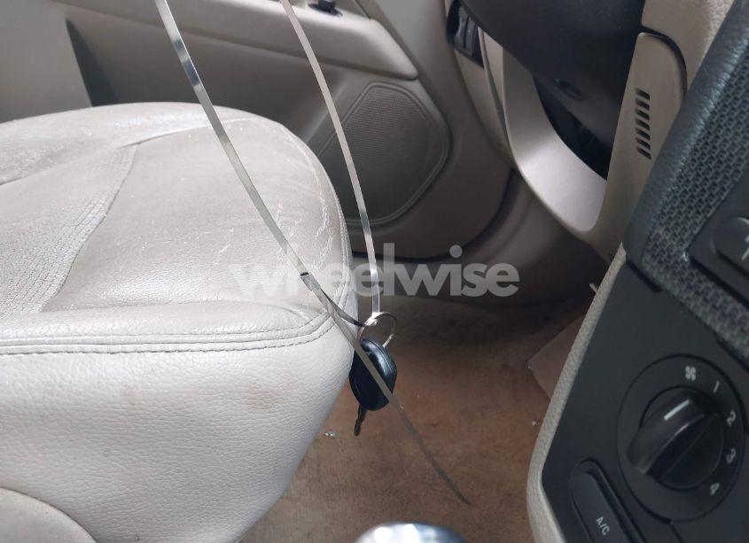 Photo 11 of 2008 Ford Fusion SE (VIN 3FAHP07188R152932)