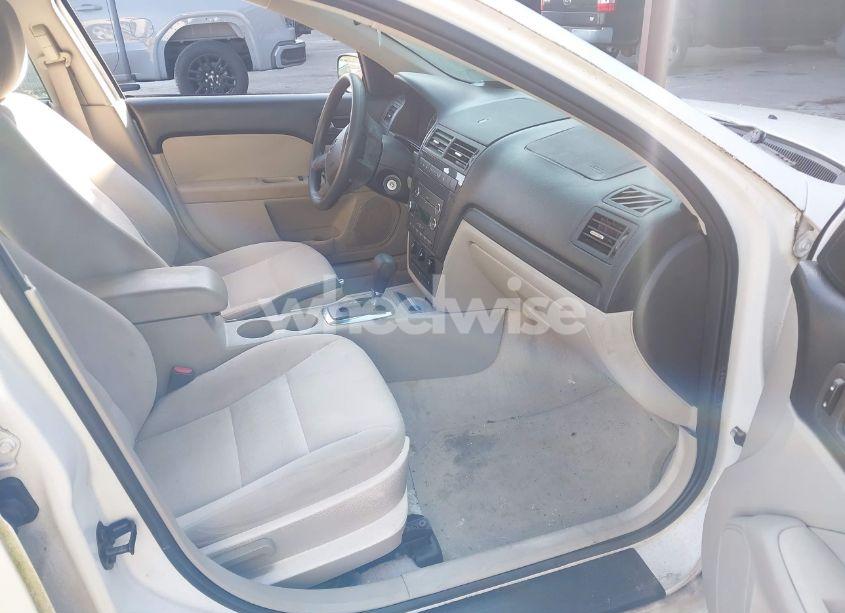 Photo 5 of 2009 Ford Fusion SE (VIN 3FAHP07189R184412)