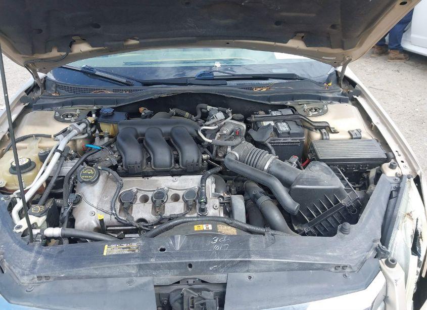 Photo 10 of 2006 Ford Fusion SE (VIN 3FAHP07196R107771)