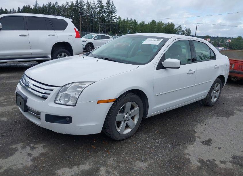 Photo 2 of 2007 Ford Fusion SE (VIN 3FAHP07197R176025)