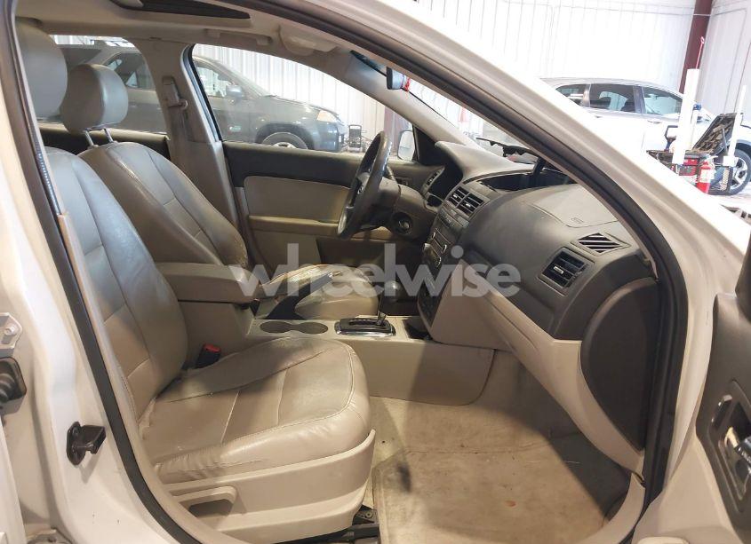 Photo 5 of 2008 Ford Fusion SE (VIN 3FAHP07198R108373)