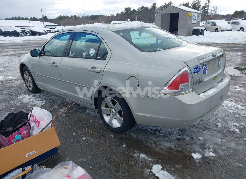 Photo 3 of 2008 Ford Fusion SE (VIN 3FAHP07198R154544)