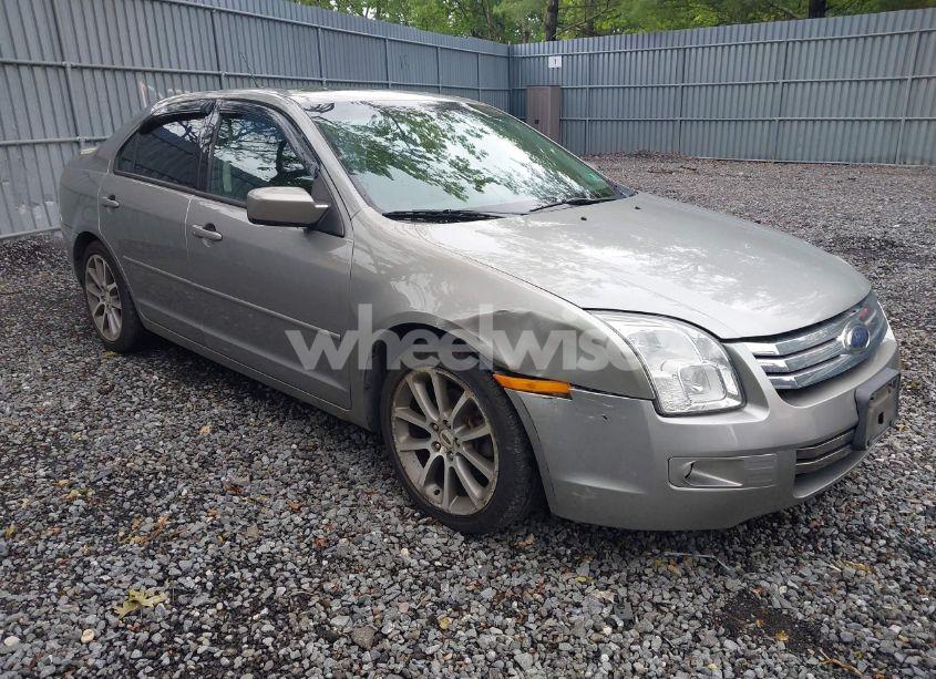 2008 Ford Fusion SE (VIN 3FAHP07198R209719) main photo