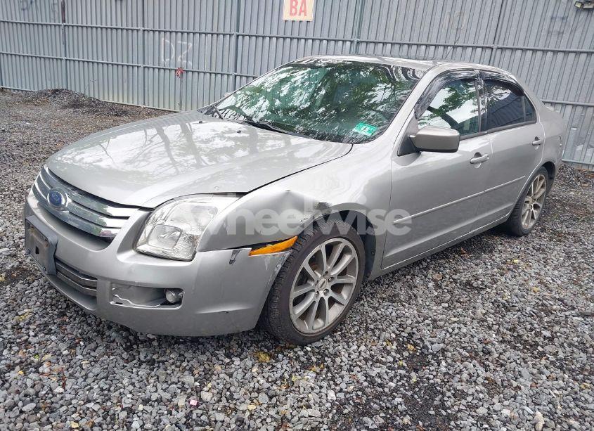 Photo 2 of 2008 Ford Fusion SE (VIN 3FAHP07198R209719)