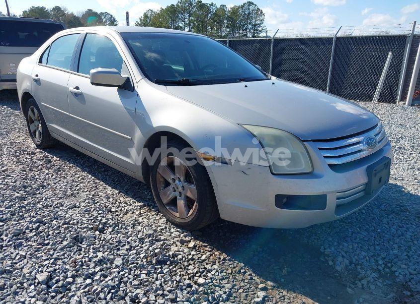 2008 Ford Fusion SE (VIN 3FAHP07198R259794) main photo