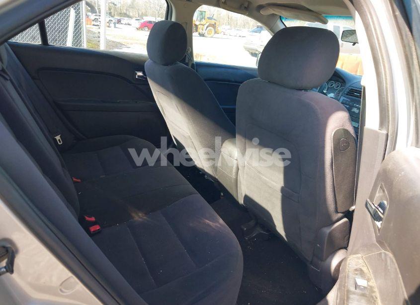 Photo 8 of 2008 Ford Fusion SE (VIN 3FAHP07198R259794)