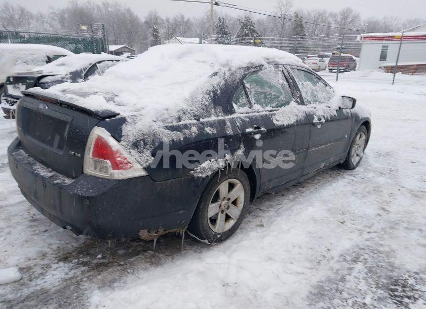 Photo 4 of 2009 Ford Fusion SE (VIN 3FAHP07199R170857)