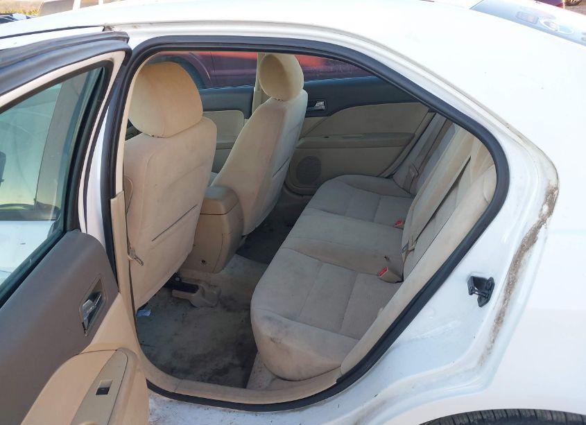 Photo 8 of 2006 Ford Fusion SE (VIN 3FAHP071X6R157000)