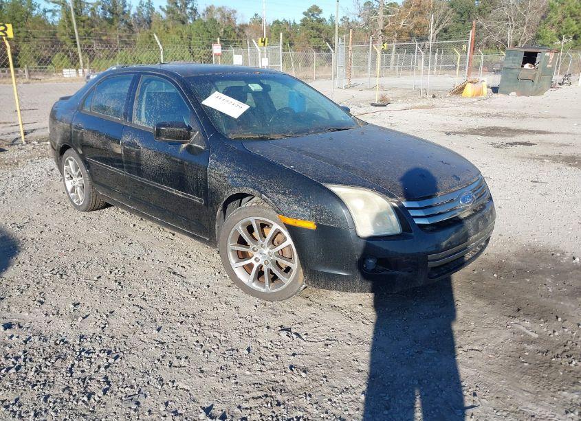 2008 Ford Fusion SE (VIN 3FAHP071X8R173829) main photo