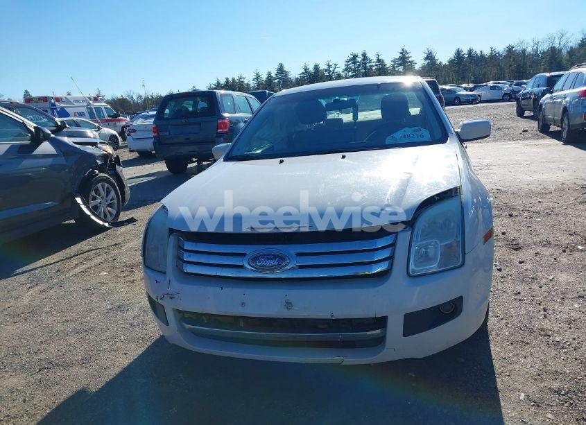 Photo 12 of 2009 Ford Fusion SE (VIN 3FAHP071X9R106844)