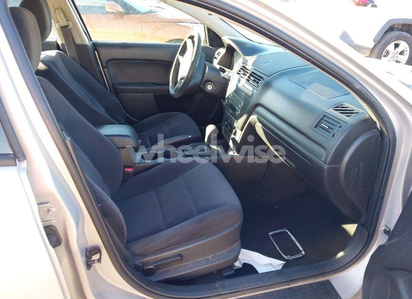 Photo 5 of 2009 Ford Fusion SE (VIN 3FAHP071X9R134580)