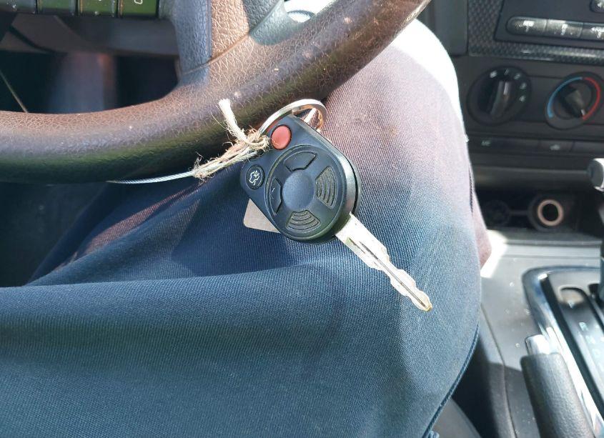 Photo 11 of 2007 Ford Fusion SE (VIN 3FAHP07Z07R194001)