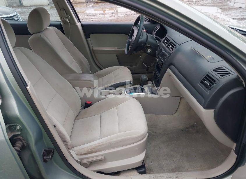 Photo 5 of 2008 Ford Fusion SE (VIN 3FAHP07Z08R165809)