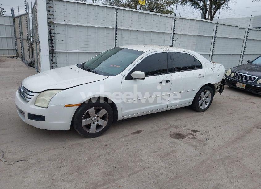 Photo 2 of 2008 Ford Fusion SE (VIN 3FAHP07Z08R193674)