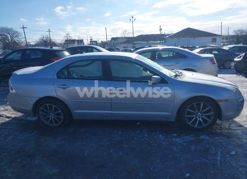 Photo 13 of 2009 Ford Fusion SE (VIN 3FAHP07Z09R186855)