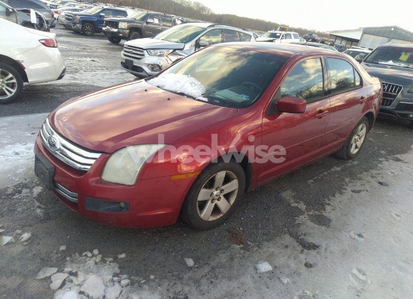 Photo 2 of 2007 Ford Fusion SE (VIN 3FAHP07Z17R147298)