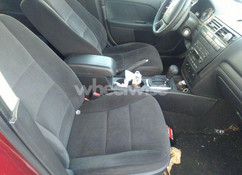 Photo 5 of 2007 Ford Fusion SE (VIN 3FAHP07Z17R147298)