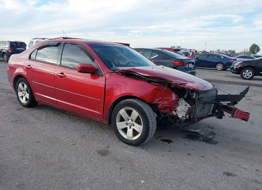 2008 Ford Fusion SE (VIN 3FAHP07Z18R124685) main photo