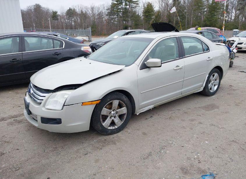Photo 2 of 2008 Ford Fusion SE (VIN 3FAHP07Z18R137761)