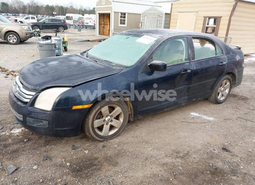 Photo 2 of 2008 Ford Fusion SE (VIN 3FAHP07Z18R266390)