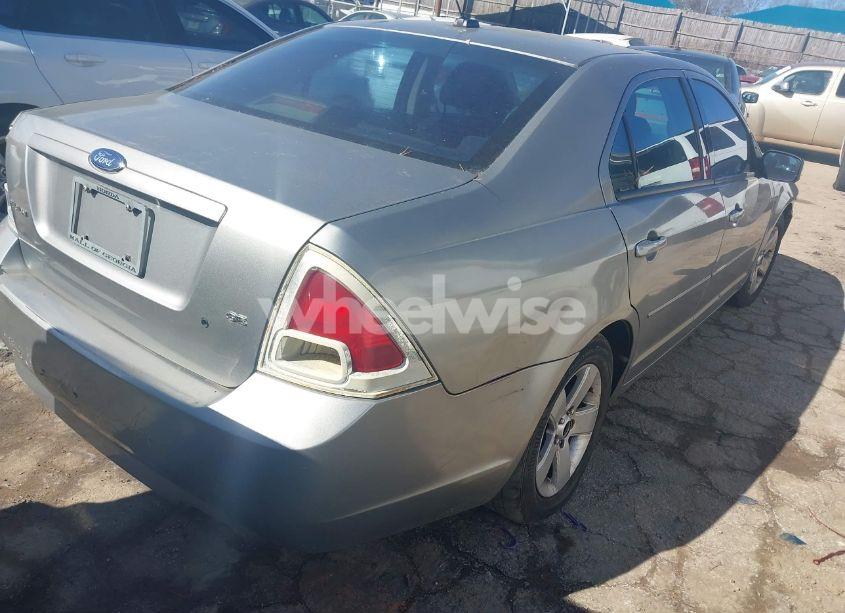 Photo 4 of 2009 Ford Fusion SE (VIN 3FAHP07Z19R112702)