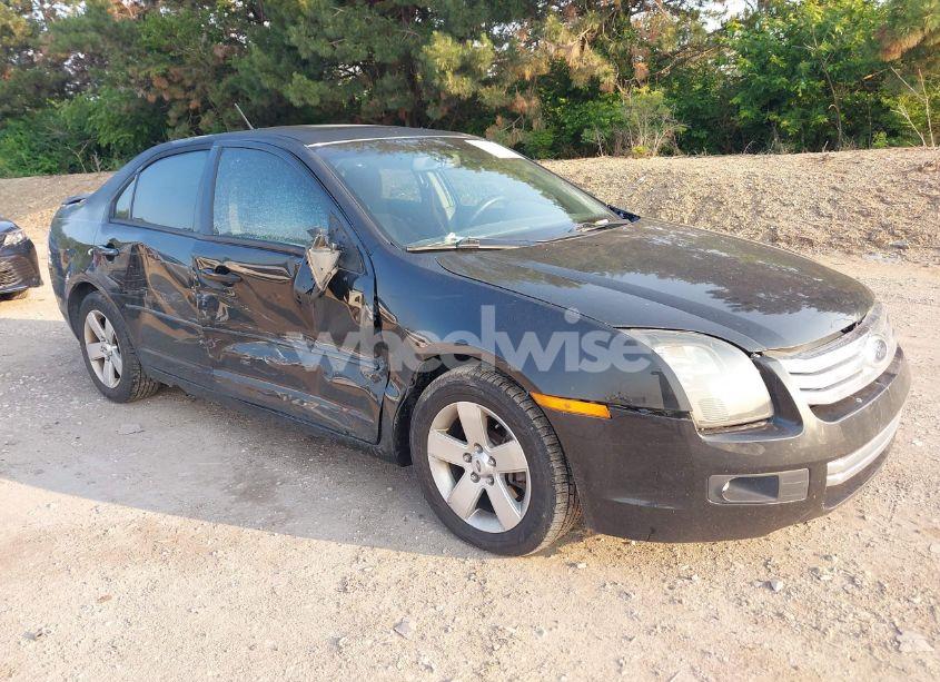 2009 Ford Fusion SE (VIN 3FAHP07Z19R137647) main photo