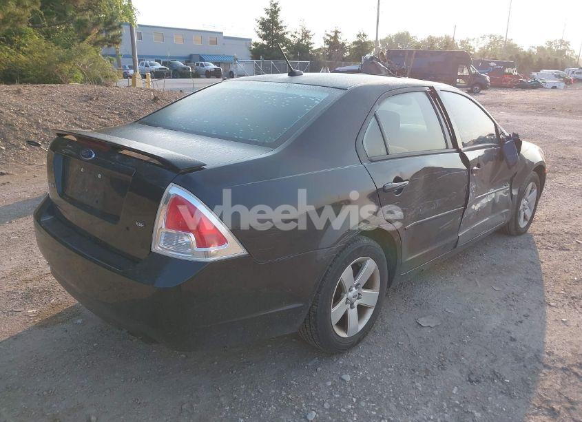 Photo 4 of 2009 Ford Fusion SE (VIN 3FAHP07Z19R137647)