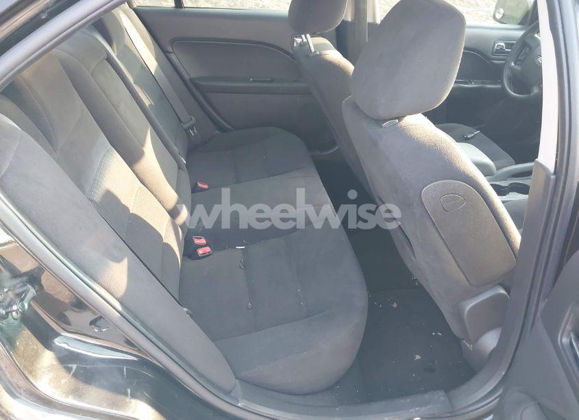 Photo 8 of 2009 Ford Fusion SE (VIN 3FAHP07Z19R137647)