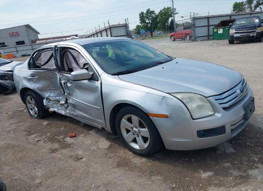 2009 Ford Fusion SE (VIN 3FAHP07Z19R188968) main photo
