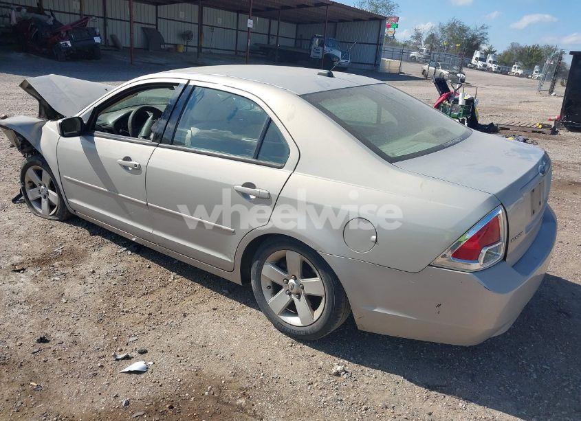 Photo 3 of 2009 Ford Fusion SE (VIN 3FAHP07Z19R207888)
