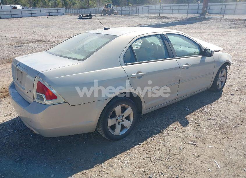 Photo 4 of 2009 Ford Fusion SE (VIN 3FAHP07Z19R207888)