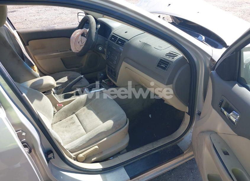 Photo 5 of 2009 Ford Fusion SE (VIN 3FAHP07Z19R207888)