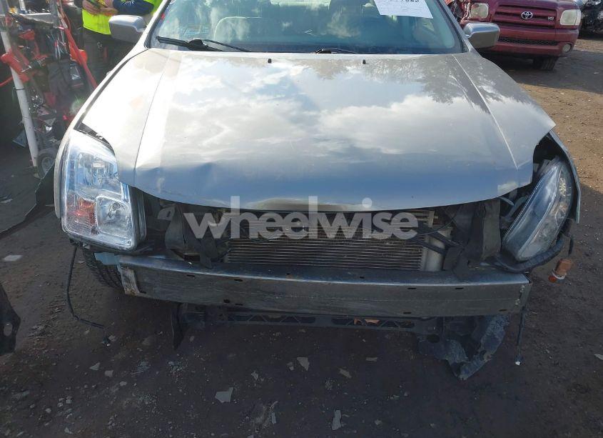 Photo 6 of 2009 Ford Fusion SE (VIN 3FAHP07Z19R208703)