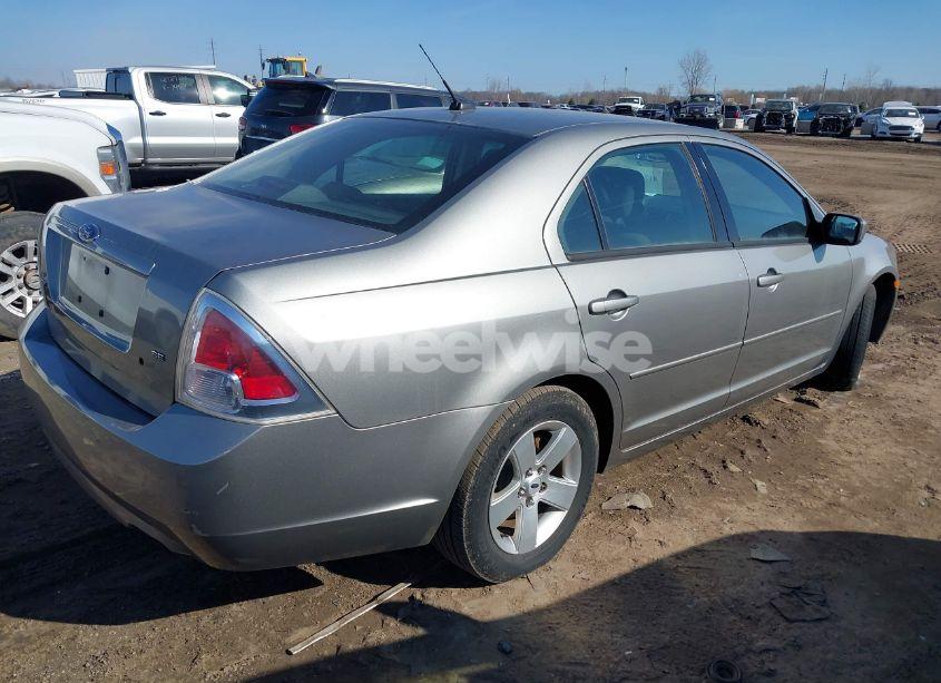 Photo 4 of 2008 Ford Fusion SE (VIN 3FAHP07Z28R107331)