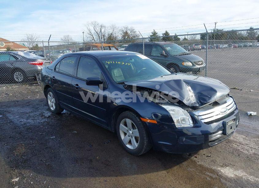 2008 Ford Fusion SE (VIN 3FAHP07Z28R251543) main photo