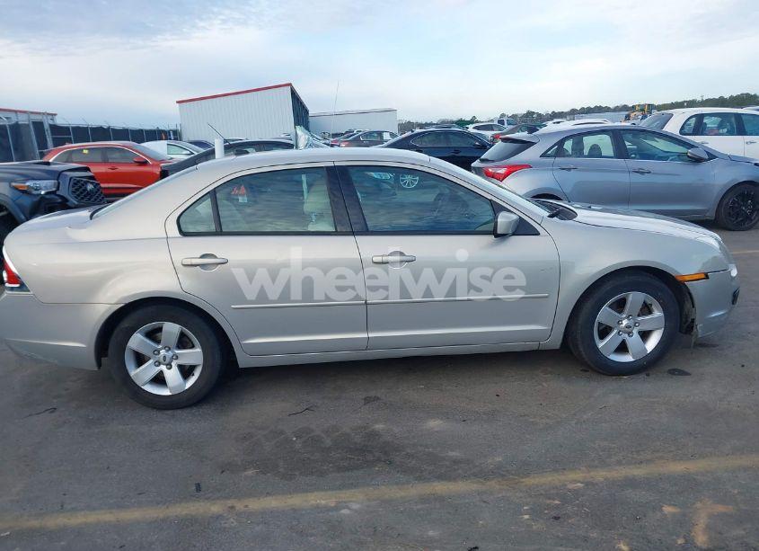 Photo 13 of 2009 Ford Fusion SE (VIN 3FAHP07Z29R185285)